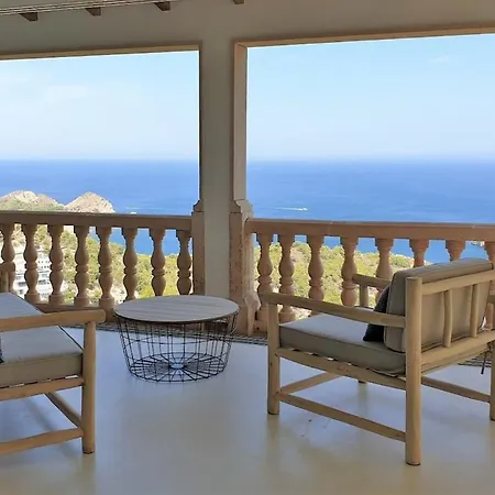 Stunning With Panoramic Ocean Views Villa *