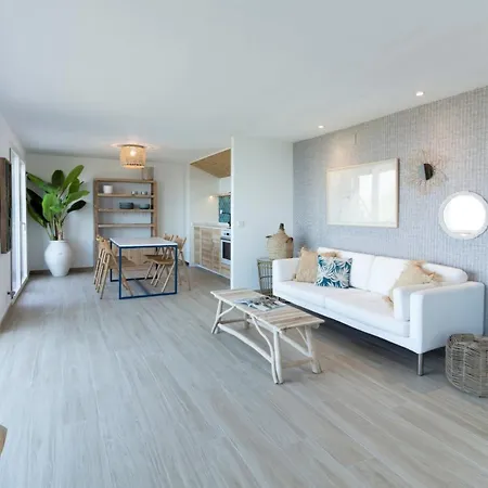 Stunning With Panoramic Ocean Views Willa Balcon del Mar