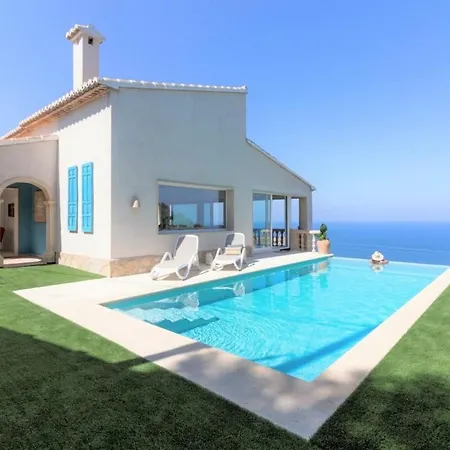 Stunning With Panoramic Ocean Views Willa *