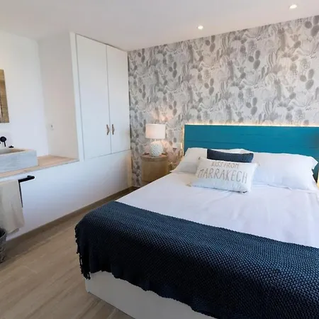 Stunning With Panoramic Ocean Views *